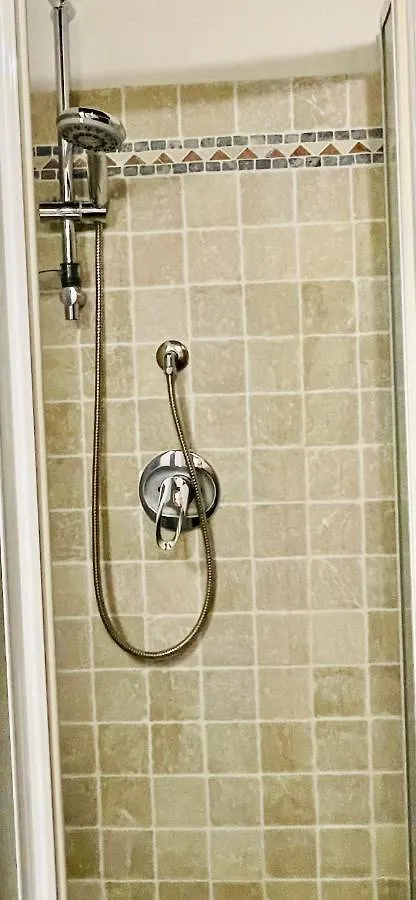 מנדלו דל לאריו La Casa Nei Vicoli: In Centro A Due Passi Dal Lago איטליה
