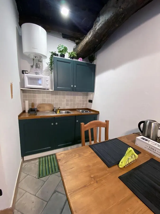 דירה מנדלו דל לאריו La Casa Nei Vicoli: In Centro A Due Passi Dal Lago איטליה